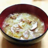 キャベツと椎茸の具だくさんスープ